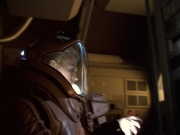 extant_StarTrek_VOY_6x08-OneSmallStep_02593.jpg