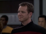 extant_StarTrek_VOY_6x08-OneSmallStep_03602.jpg