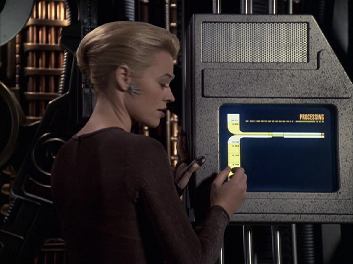 extant_StarTrek_VOY_6x09-TheVoyagerConspiracy_00088.jpg