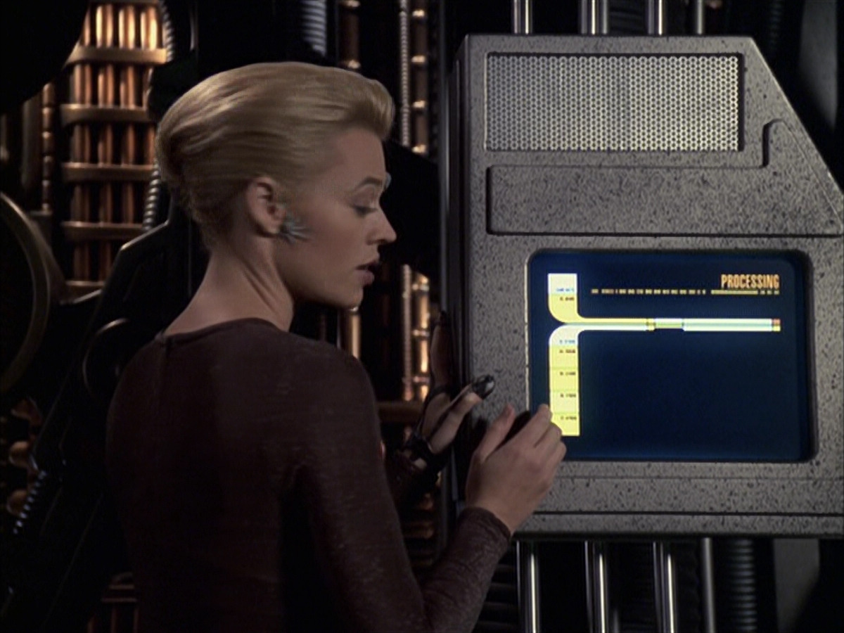 extant_StarTrek_VOY_6x09-TheVoyagerConspiracy_00094.jpg