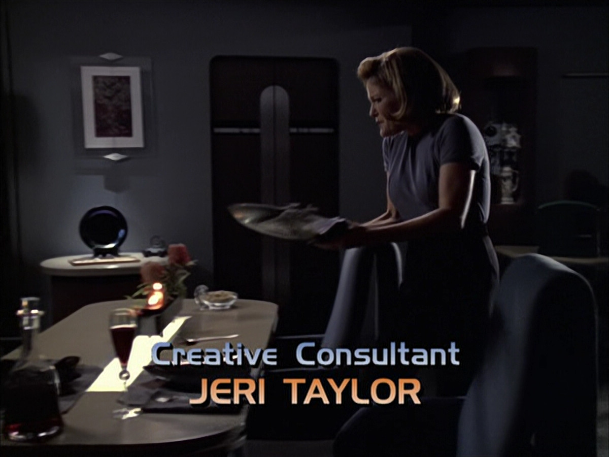 extant_StarTrek_VOY_6x09-TheVoyagerConspiracy_00334.jpg