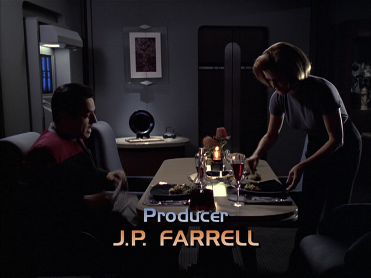 extant_StarTrek_VOY_6x09-TheVoyagerConspiracy_00354.jpg