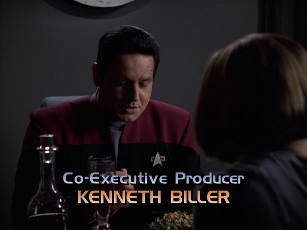 extant_StarTrek_VOY_6x09-TheVoyagerConspiracy_00370.jpg