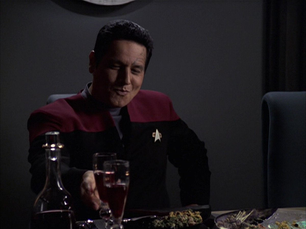 extant_StarTrek_VOY_6x09-TheVoyagerConspiracy_00398.jpg