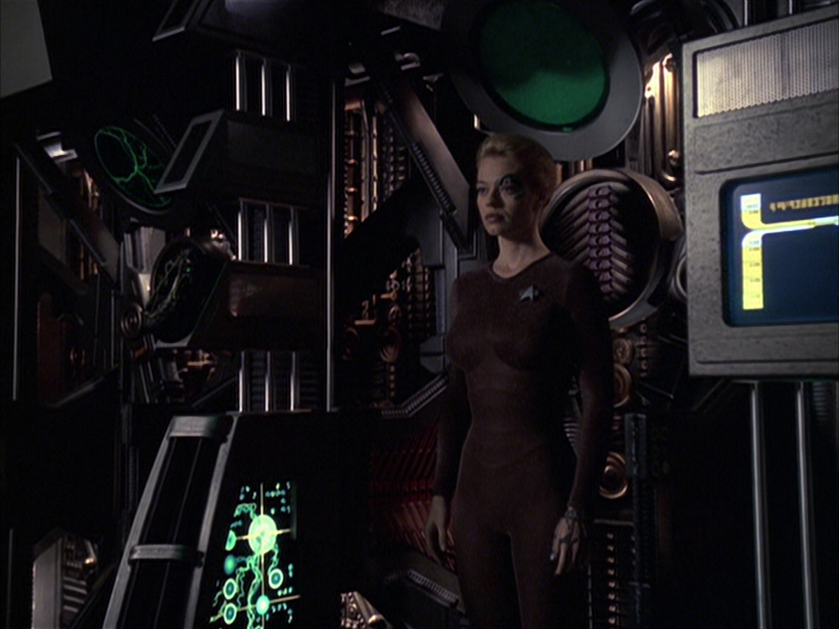 extant_StarTrek_VOY_6x09-TheVoyagerConspiracy_00404.jpg