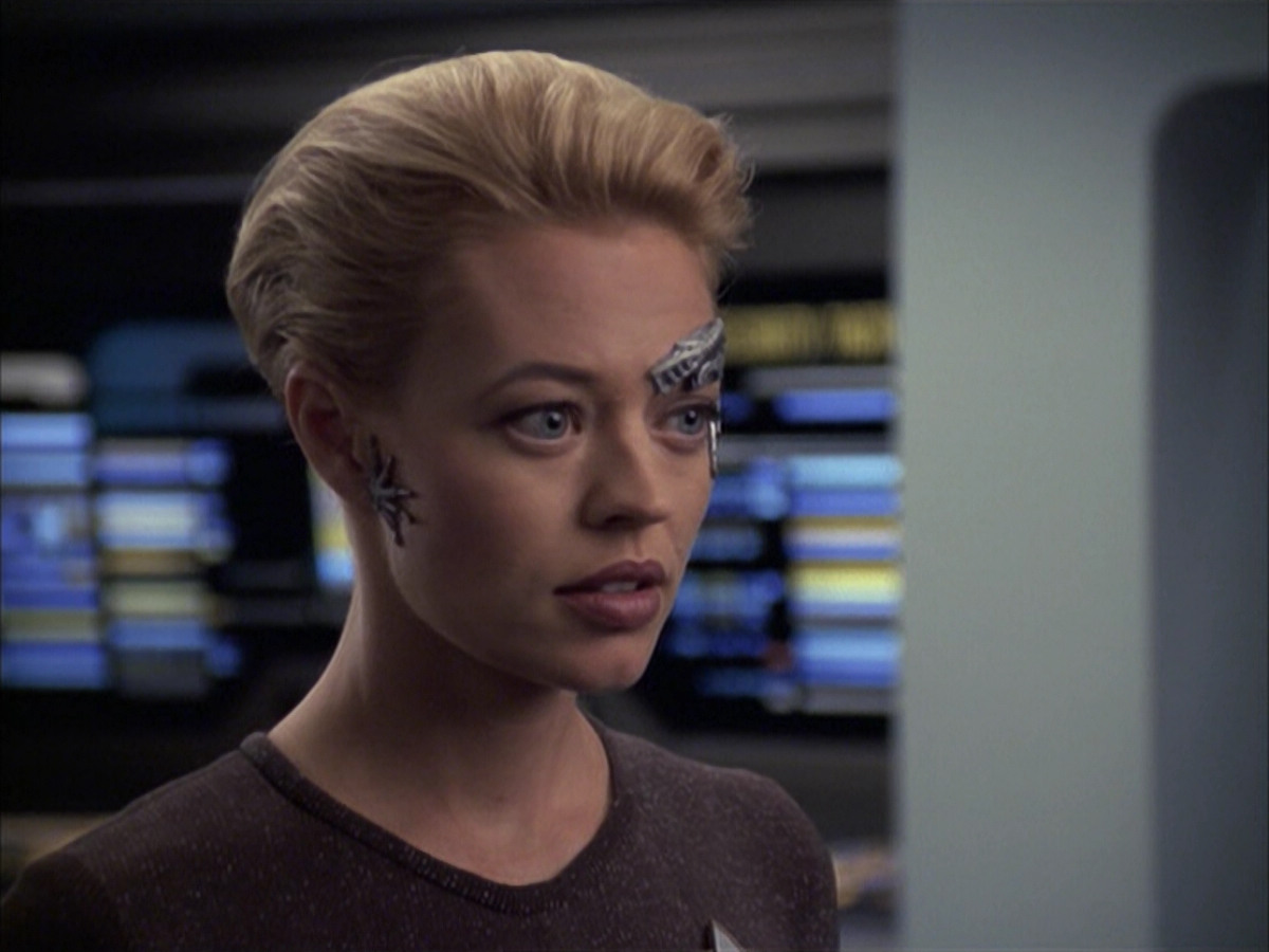 extant_StarTrek_VOY_6x09-TheVoyagerConspiracy_00539.jpg