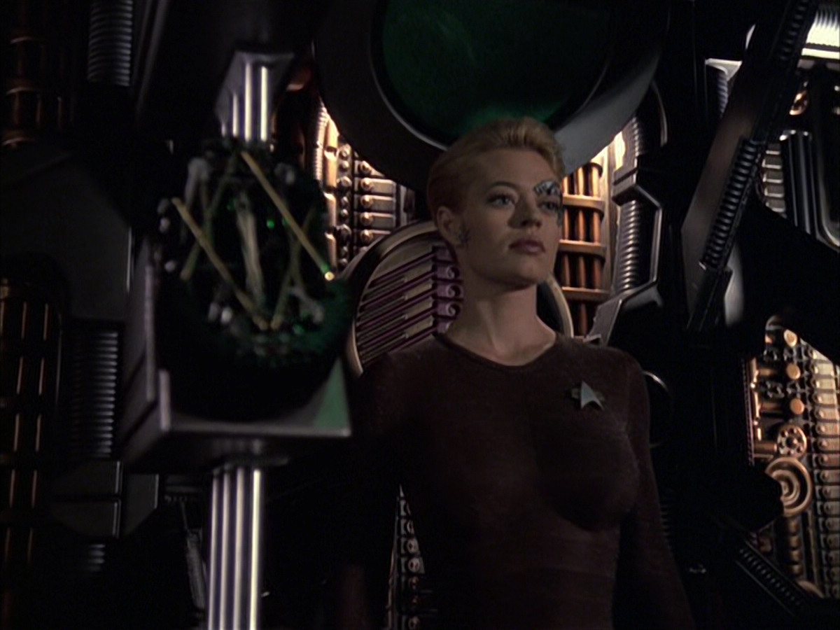 extant_StarTrek_VOY_6x09-TheVoyagerConspiracy_00871.jpg