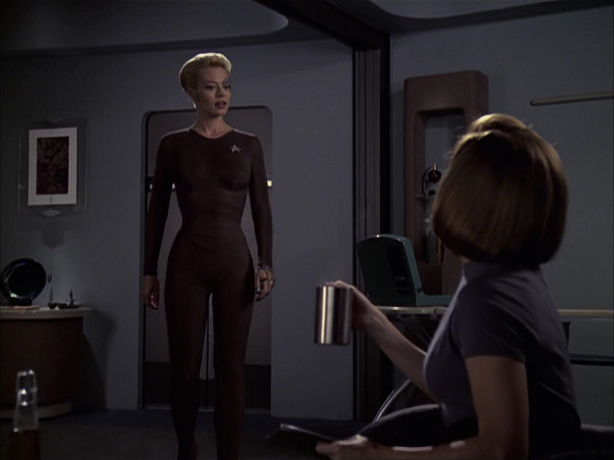 extant_StarTrek_VOY_6x09-TheVoyagerConspiracy_00903.jpg