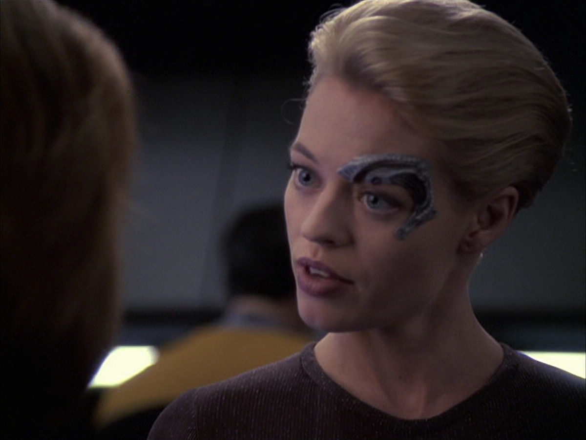 extant_StarTrek_VOY_6x09-TheVoyagerConspiracy_01111.jpg
