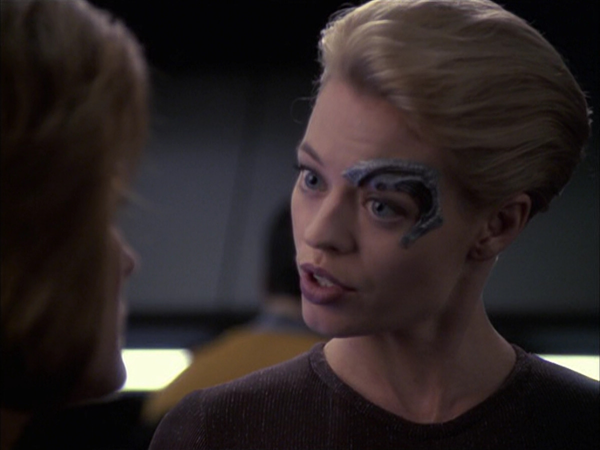 extant_StarTrek_VOY_6x09-TheVoyagerConspiracy_01120.jpg