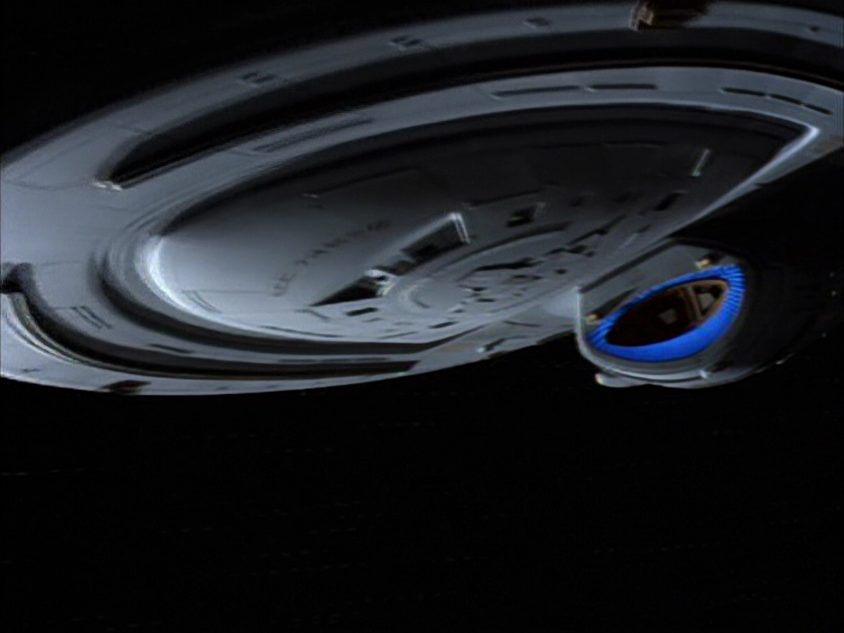 extant_StarTrek_VOY_6x09-TheVoyagerConspiracy_01122.jpg