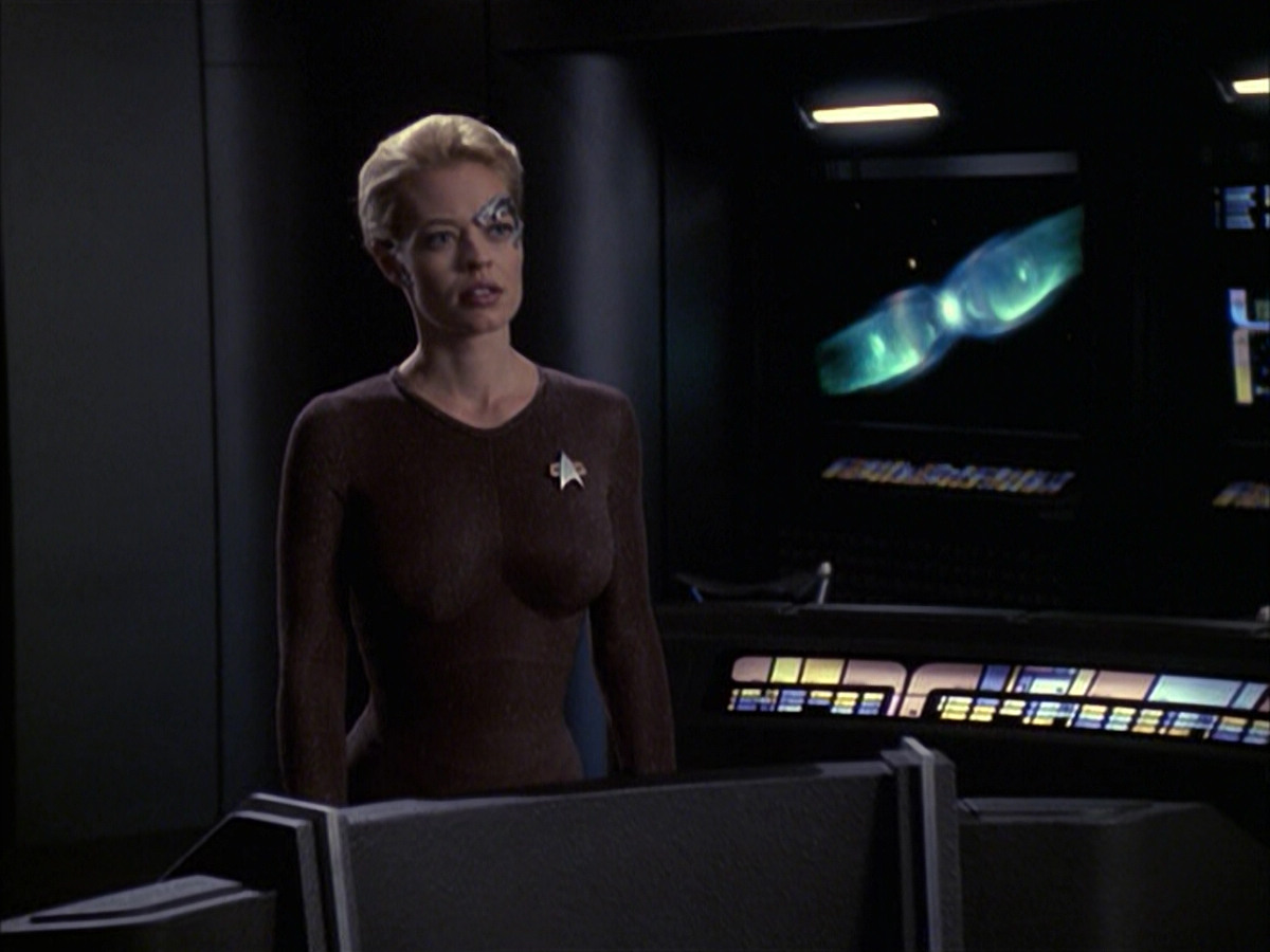 extant_StarTrek_VOY_6x09-TheVoyagerConspiracy_01168.jpg