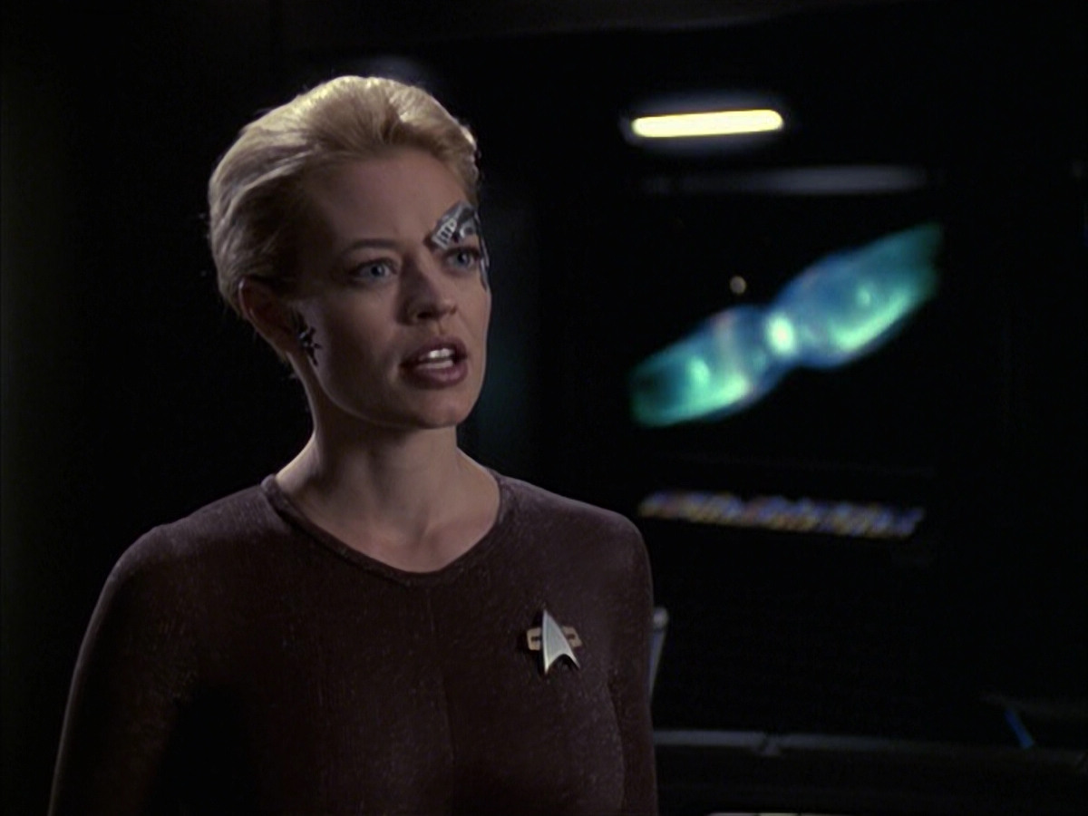 extant_StarTrek_VOY_6x09-TheVoyagerConspiracy_01196.jpg