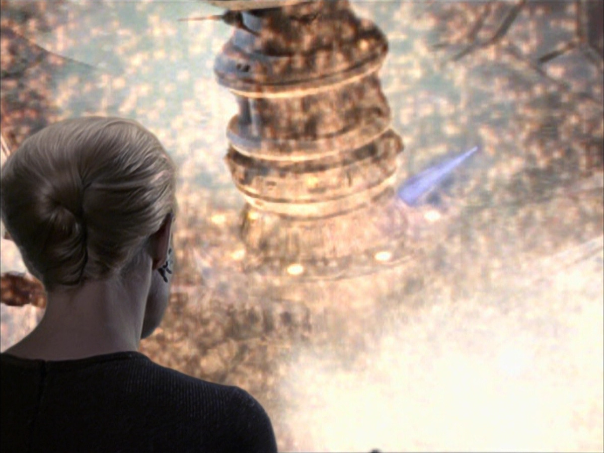 extant_StarTrek_VOY_6x09-TheVoyagerConspiracy_01220.jpg