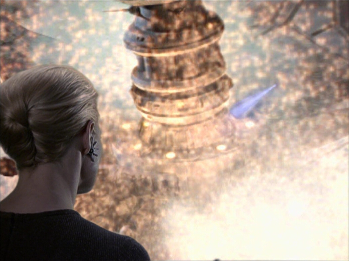 extant_StarTrek_VOY_6x09-TheVoyagerConspiracy_01235.jpg
