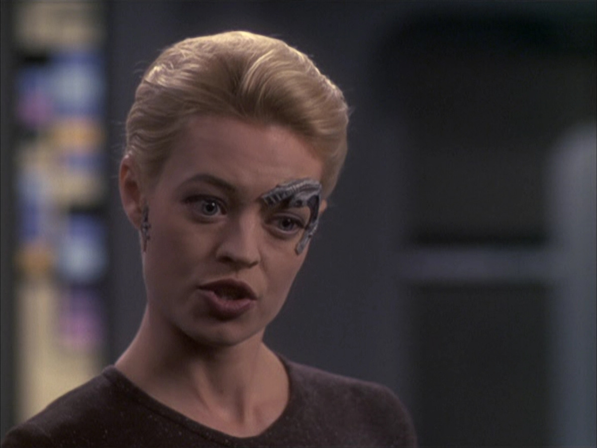 extant_StarTrek_VOY_6x09-TheVoyagerConspiracy_01344.jpg
