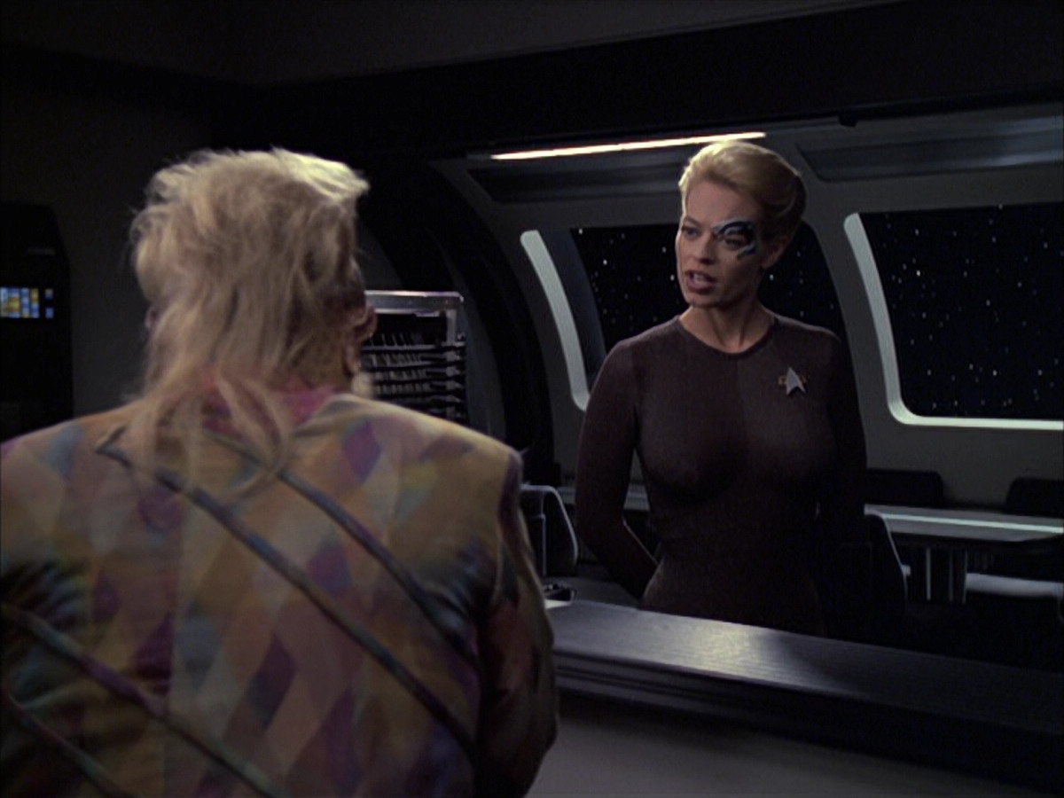 extant_StarTrek_VOY_6x09-TheVoyagerConspiracy_01452.jpg