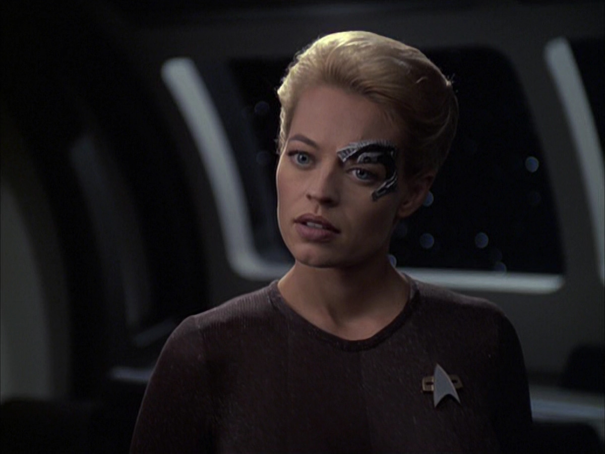 extant_StarTrek_VOY_6x09-TheVoyagerConspiracy_01475.jpg