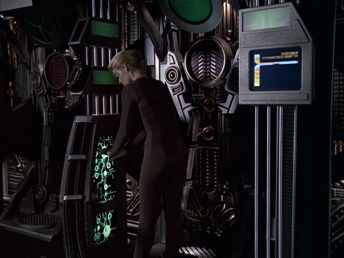 extant_StarTrek_VOY_6x09-TheVoyagerConspiracy_01548.jpg
