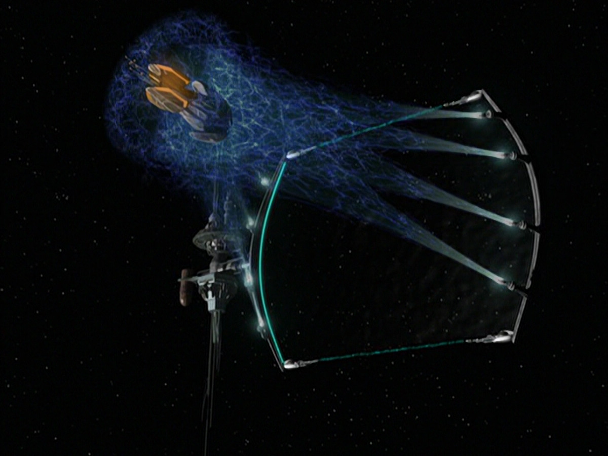 extant_StarTrek_VOY_6x09-TheVoyagerConspiracy_01616.jpg