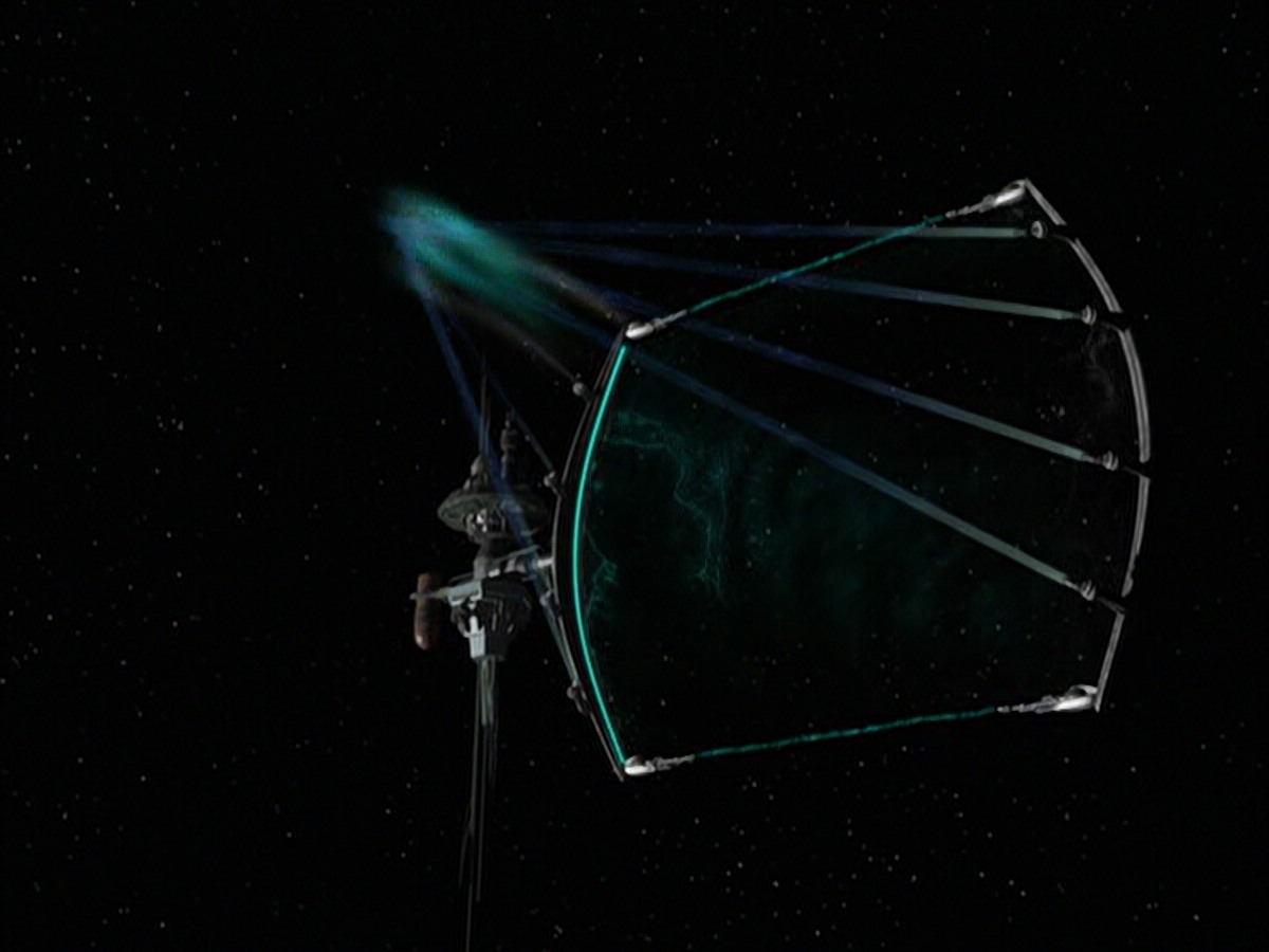 extant_StarTrek_VOY_6x09-TheVoyagerConspiracy_01618.jpg