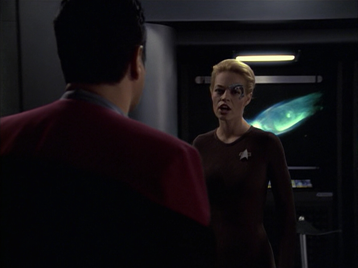 extant_StarTrek_VOY_6x09-TheVoyagerConspiracy_01651.jpg