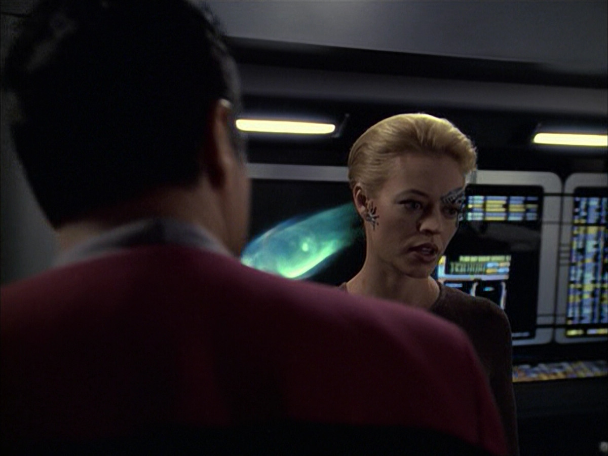 extant_StarTrek_VOY_6x09-TheVoyagerConspiracy_01653.jpg