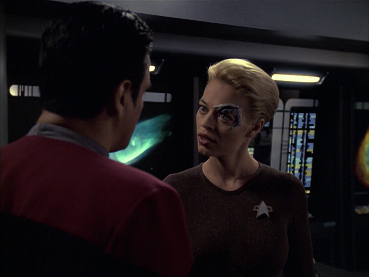 extant_StarTrek_VOY_6x09-TheVoyagerConspiracy_01663.jpg