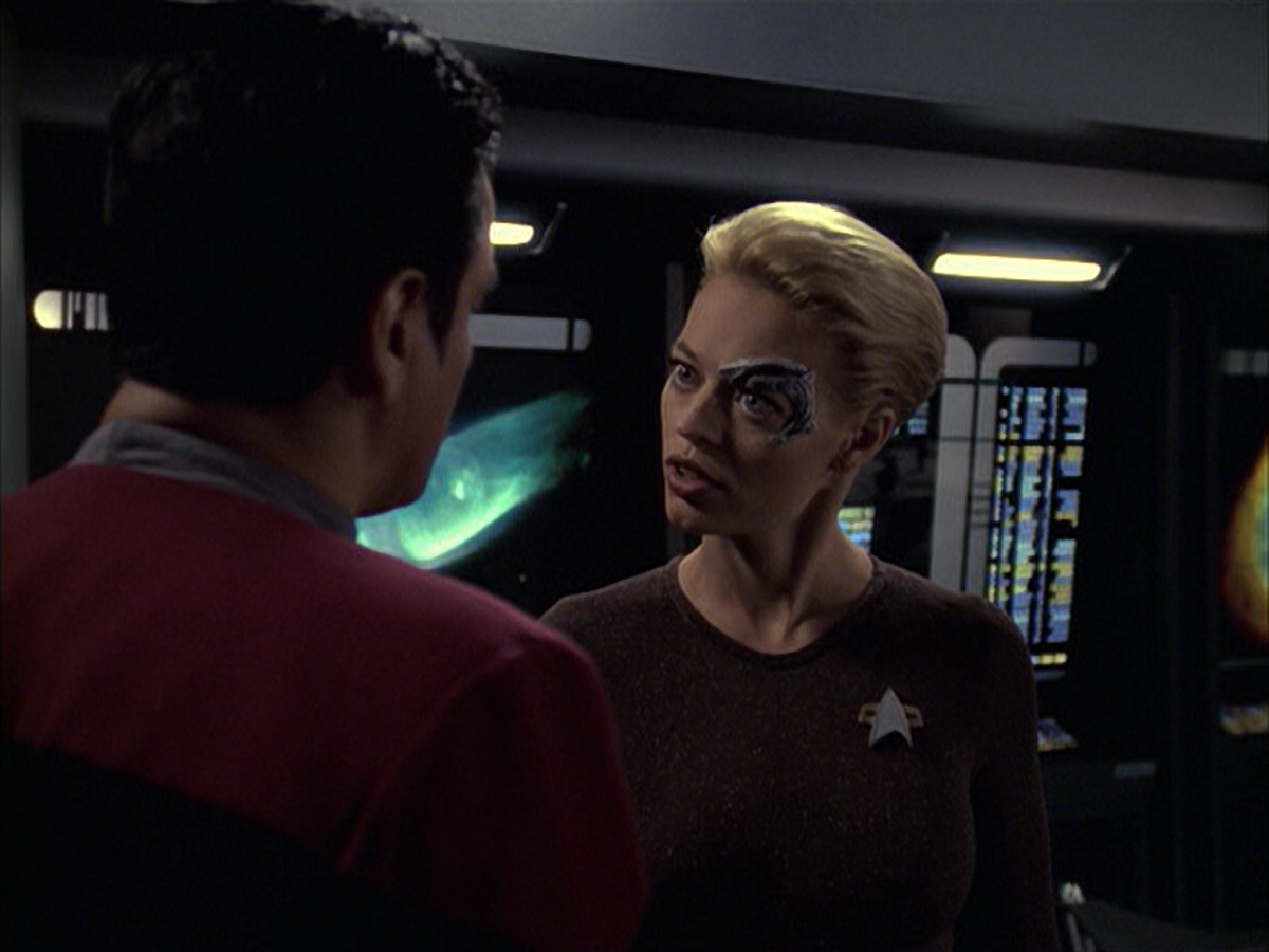 extant_StarTrek_VOY_6x09-TheVoyagerConspiracy_01666.jpg