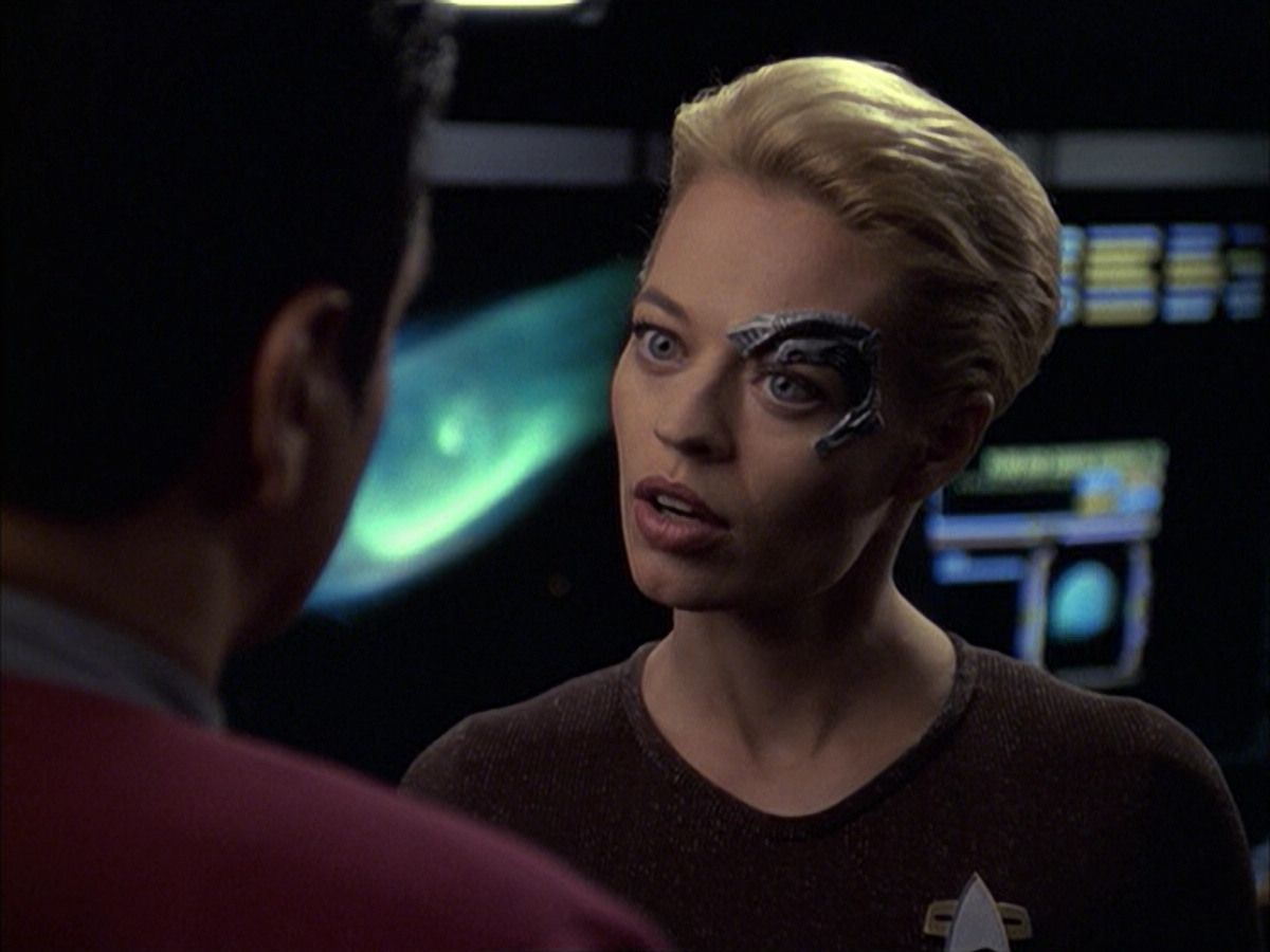 extant_StarTrek_VOY_6x09-TheVoyagerConspiracy_01680.jpg