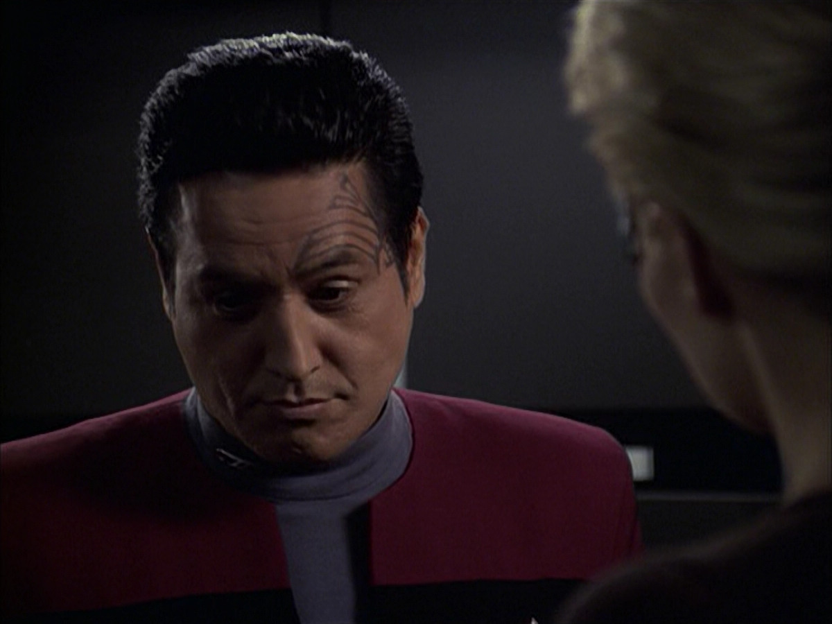 extant_StarTrek_VOY_6x09-TheVoyagerConspiracy_01689.jpg