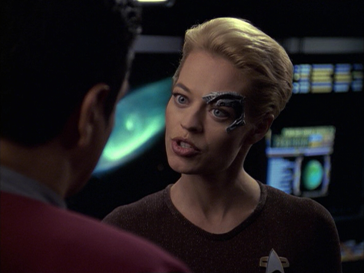 extant_StarTrek_VOY_6x09-TheVoyagerConspiracy_01697.jpg