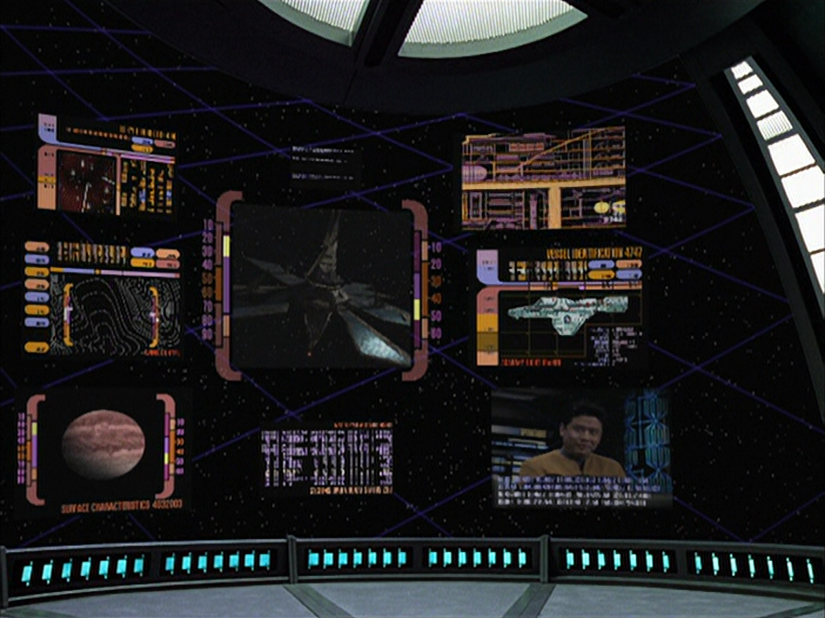 extant_StarTrek_VOY_6x09-TheVoyagerConspiracy_01736.jpg