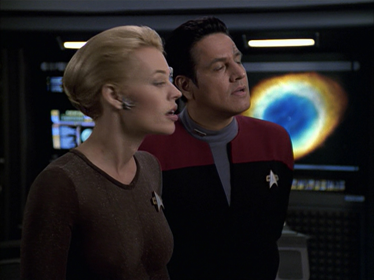 extant_StarTrek_VOY_6x09-TheVoyagerConspiracy_01738.jpg