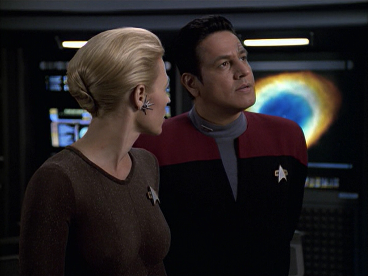 extant_StarTrek_VOY_6x09-TheVoyagerConspiracy_01739.jpg
