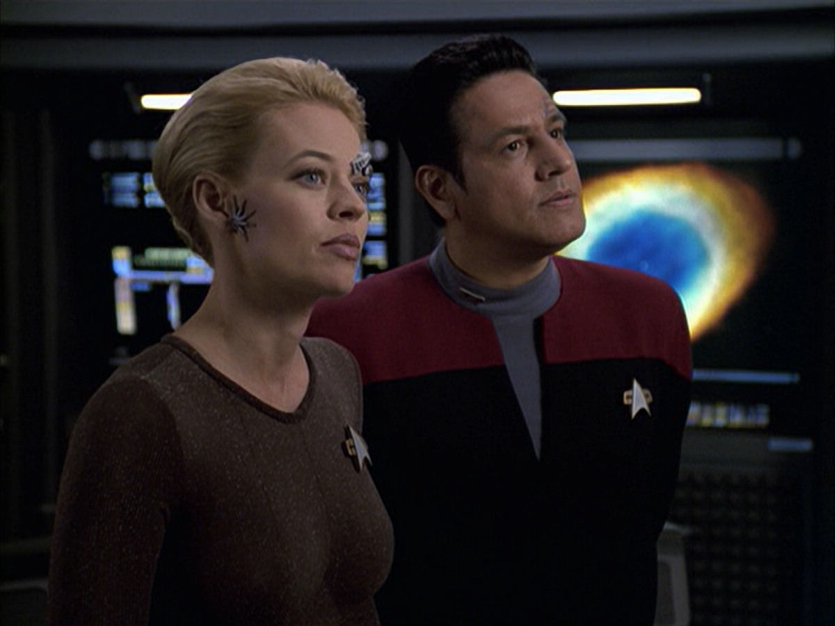extant_StarTrek_VOY_6x09-TheVoyagerConspiracy_01740.jpg