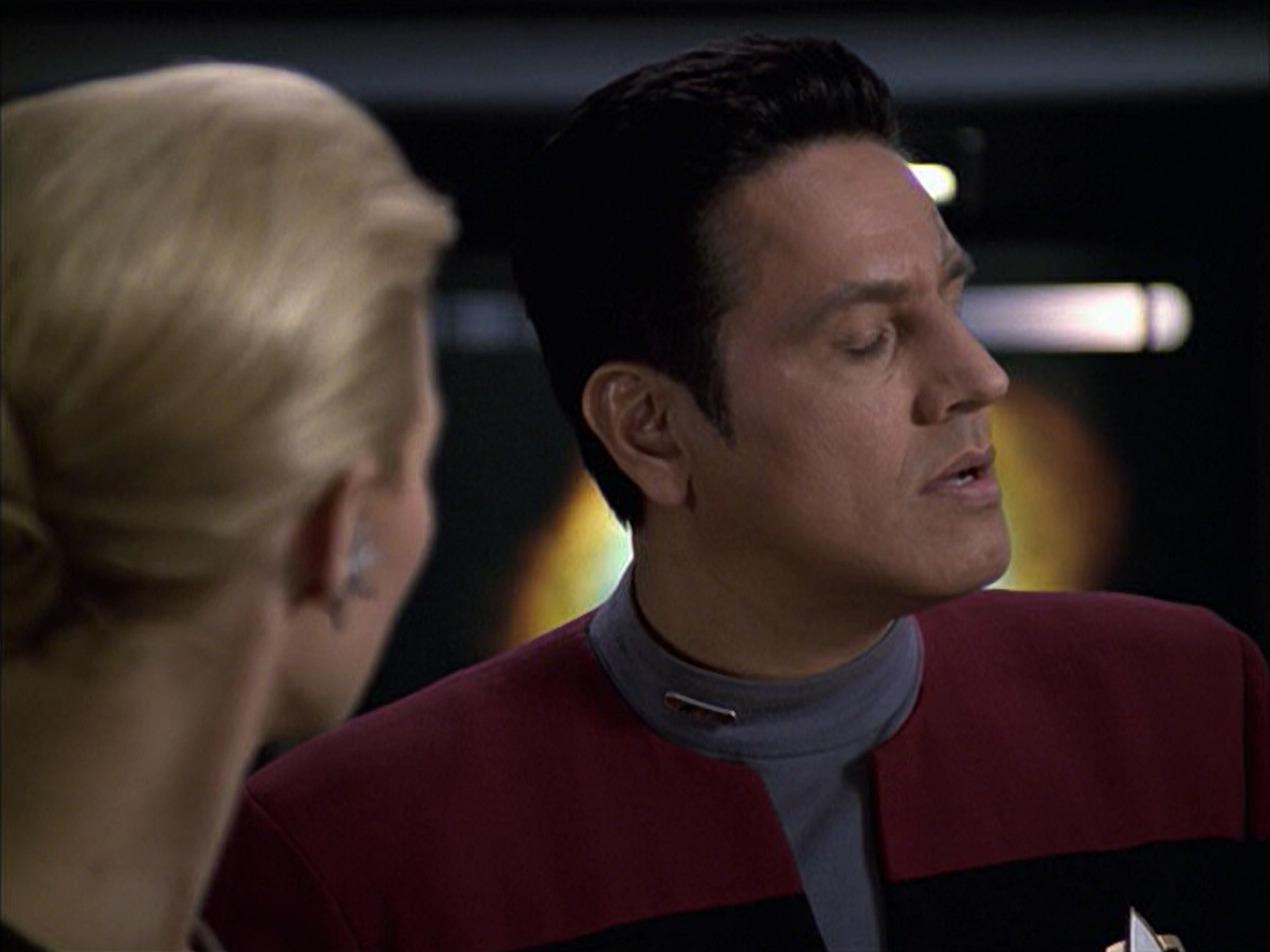 extant_StarTrek_VOY_6x09-TheVoyagerConspiracy_01767.jpg