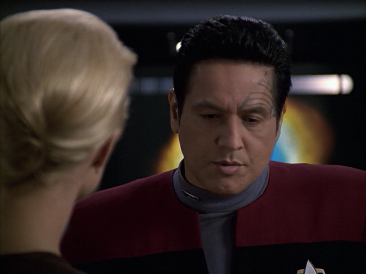 extant_StarTrek_VOY_6x09-TheVoyagerConspiracy_01777.jpg