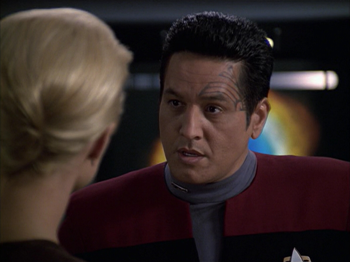 extant_StarTrek_VOY_6x09-TheVoyagerConspiracy_01780.jpg