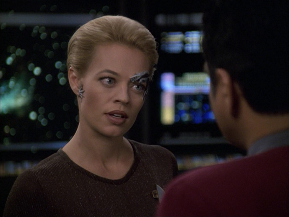 extant_StarTrek_VOY_6x09-TheVoyagerConspiracy_01786.jpg