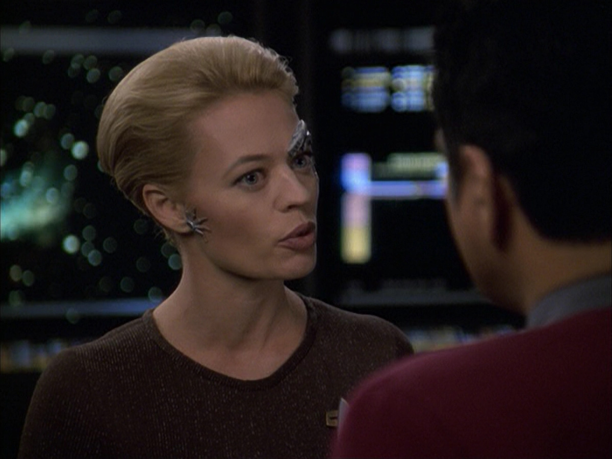 extant_StarTrek_VOY_6x09-TheVoyagerConspiracy_01793.jpg