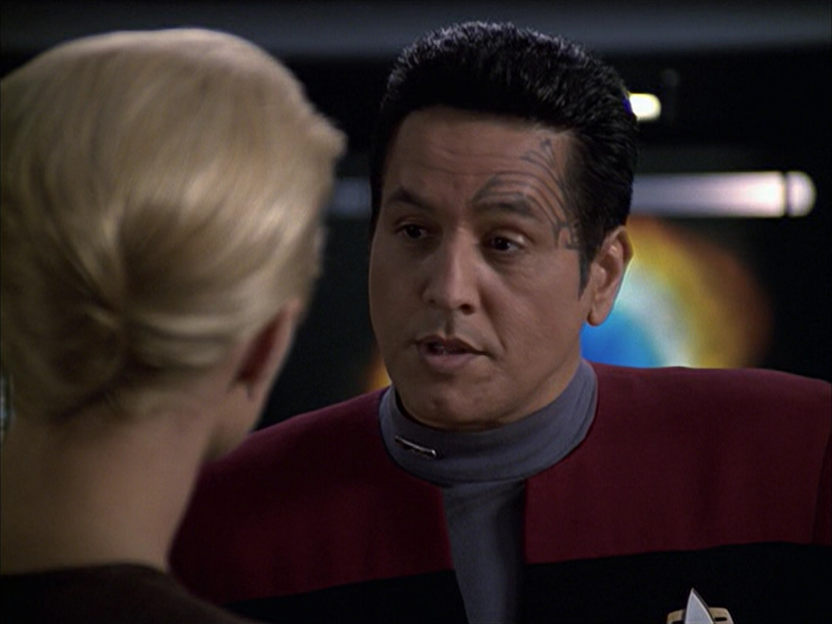 extant_StarTrek_VOY_6x09-TheVoyagerConspiracy_01808.jpg