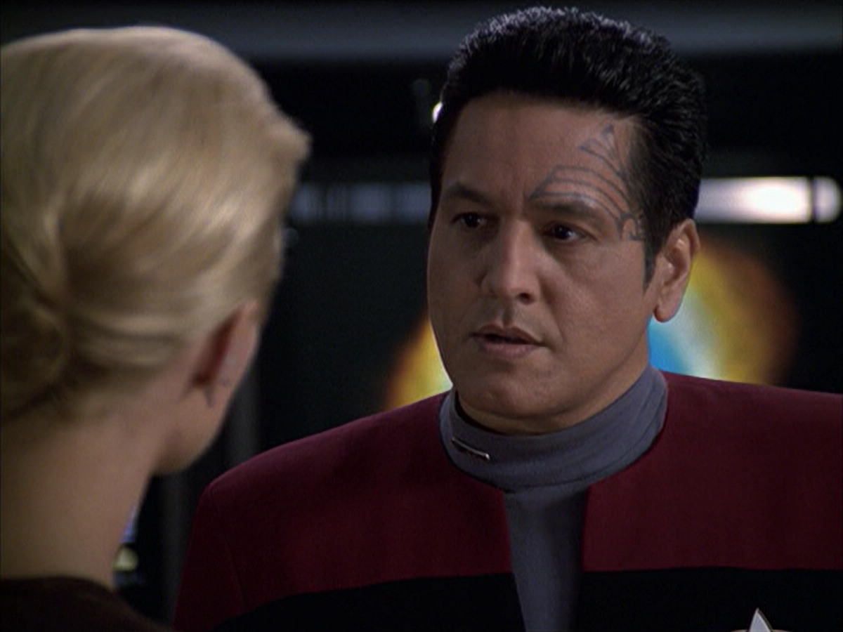 extant_StarTrek_VOY_6x09-TheVoyagerConspiracy_01838.jpg