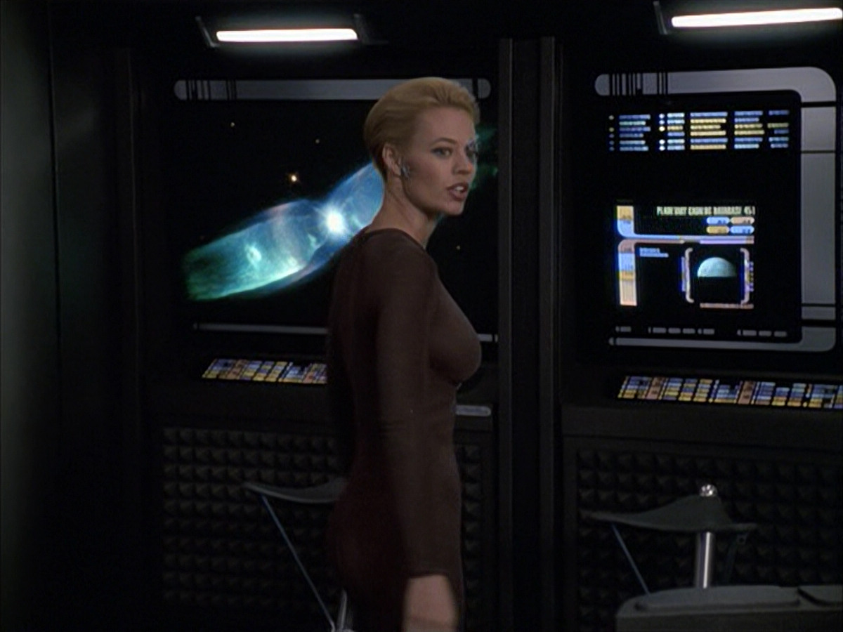 extant_StarTrek_VOY_6x09-TheVoyagerConspiracy_01871.jpg