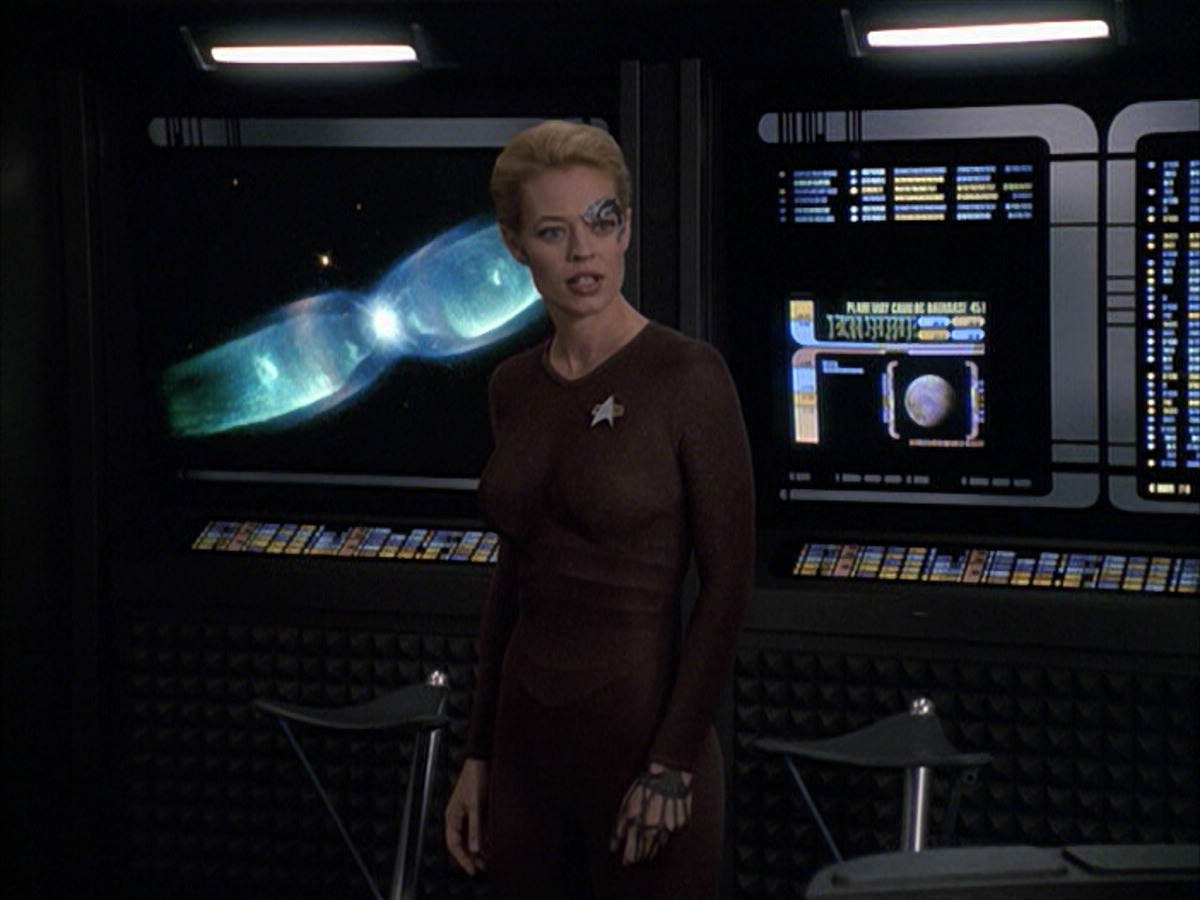 extant_StarTrek_VOY_6x09-TheVoyagerConspiracy_01890.jpg