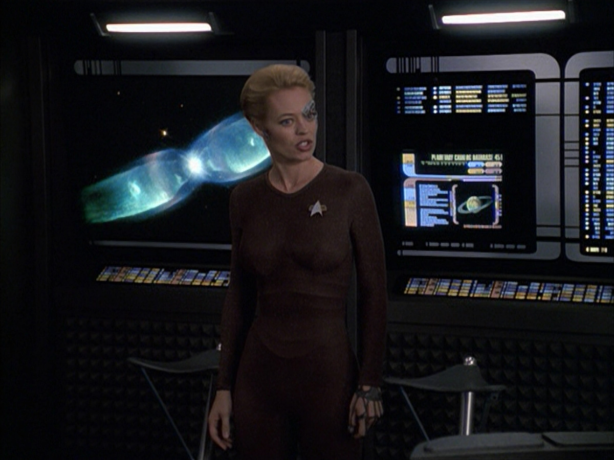 extant_StarTrek_VOY_6x09-TheVoyagerConspiracy_01897.jpg