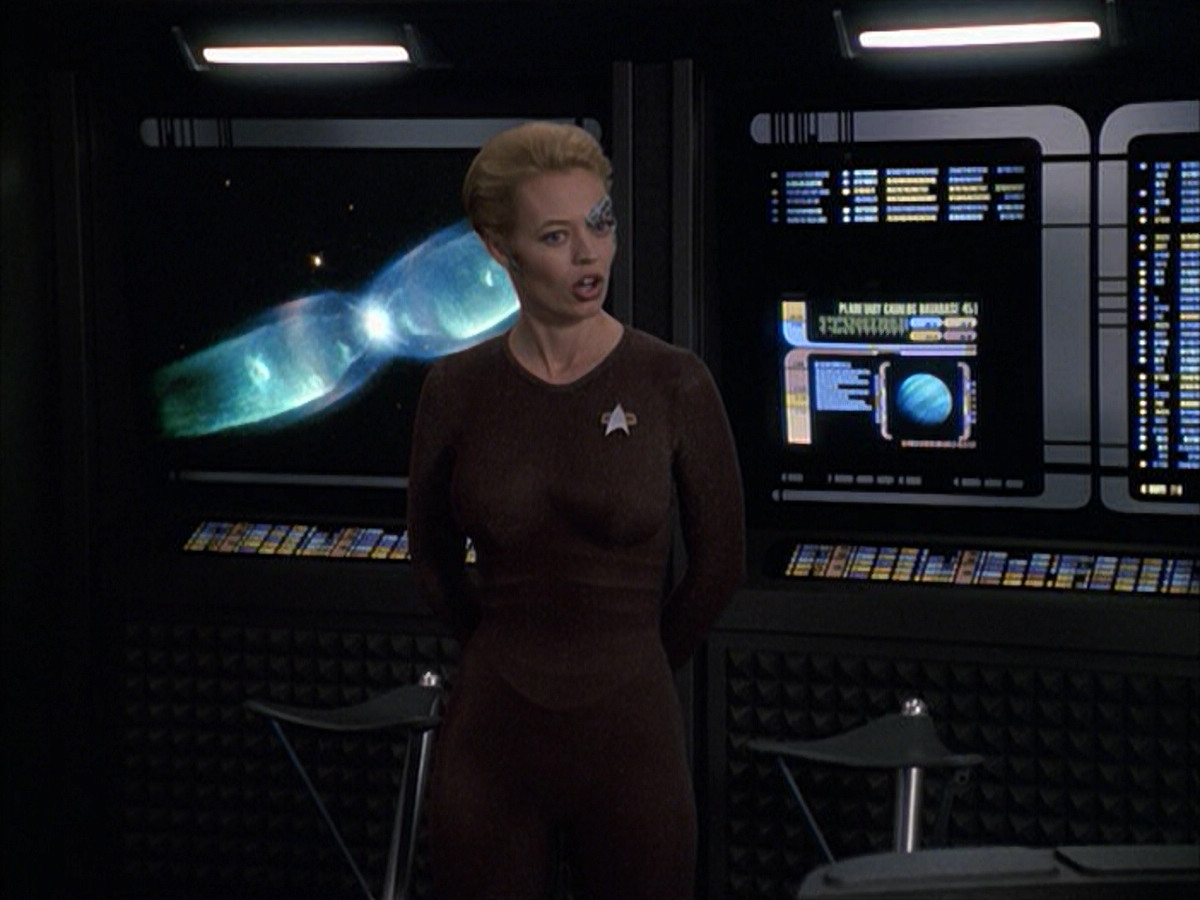 extant_StarTrek_VOY_6x09-TheVoyagerConspiracy_01921.jpg