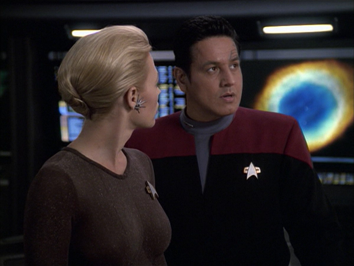 extant_StarTrek_VOY_6x09-TheVoyagerConspiracy_01946.jpg
