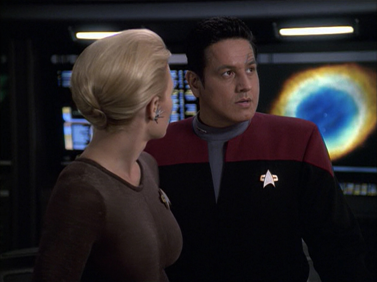 extant_StarTrek_VOY_6x09-TheVoyagerConspiracy_01947.jpg