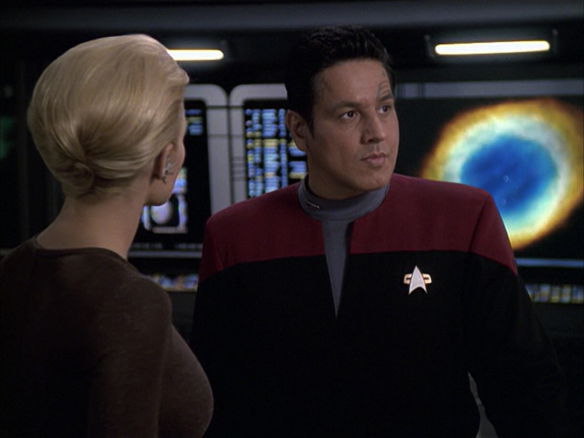 extant_StarTrek_VOY_6x09-TheVoyagerConspiracy_01950.jpg